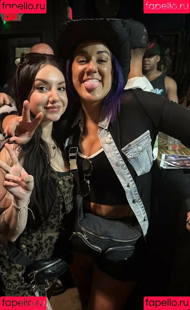 Bayley / Pamela Rose Martinez / bayley.r / https: / itsmebayley Onlyfans Photo Gallery 