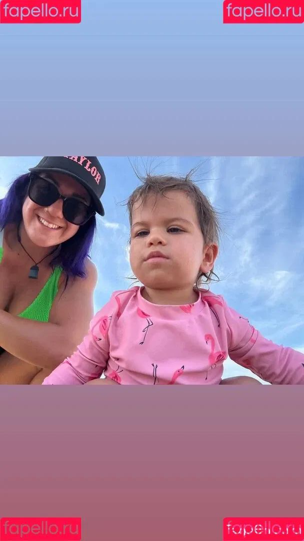 Bayley / Pamela Rose Martinez / bayley.r / https: / itsmebayley Onlyfans Photo Gallery 