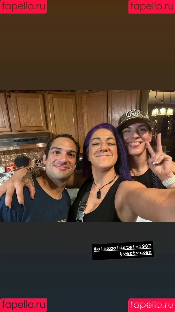 Bayley / Pamela Rose Martinez / bayley.r / https: / itsmebayley Onlyfans Photo Gallery 