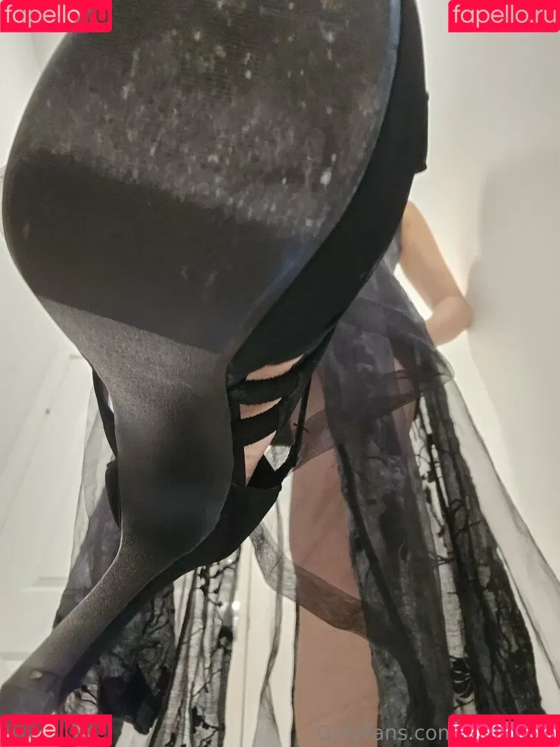 Stella Chuu / morestellweds / stellachuuuuu / stellewds Onlyfans Photo Gallery 