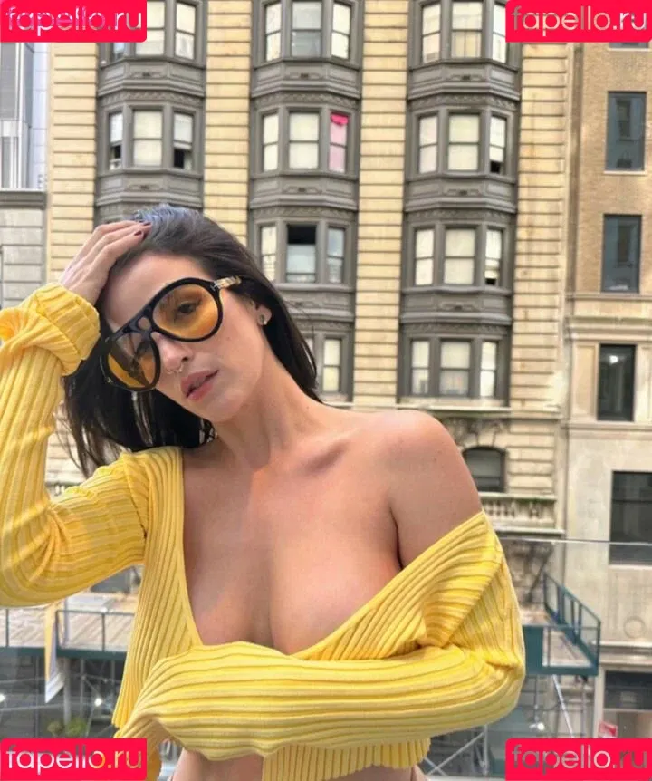 Antonella / Lasirena69 / lasirena69_ Onlyfans Photo Gallery 