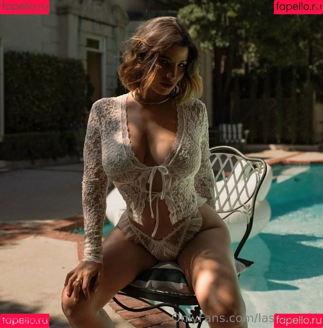 Antonella / Lasirena69 / lasirena69_ Onlyfans Photo Gallery 