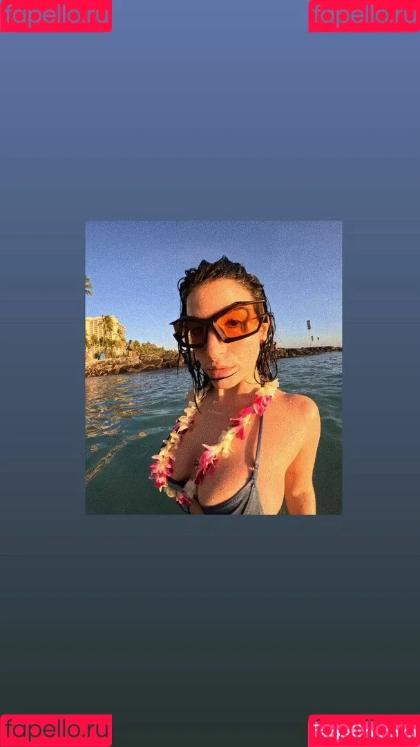 Antonella / Lasirena69 / lasirena69_ Onlyfans Photo Gallery 