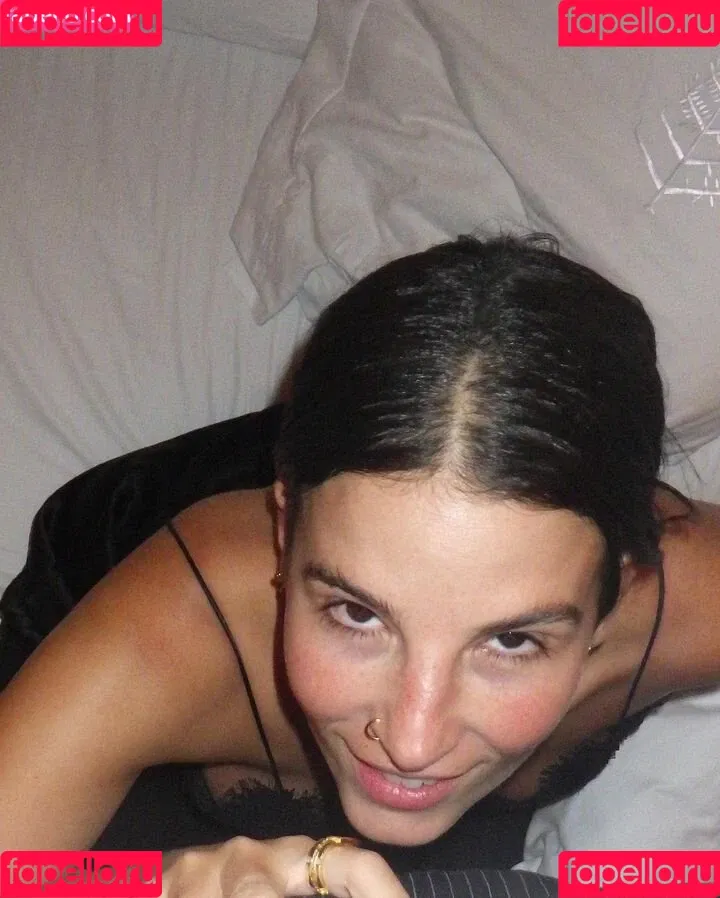 Antonella / Lasirena69 / lasirena69_ Onlyfans Photo Gallery 