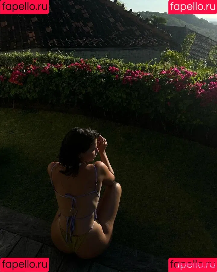 Antonella / Lasirena69 / lasirena69_ Onlyfans Photo Gallery 