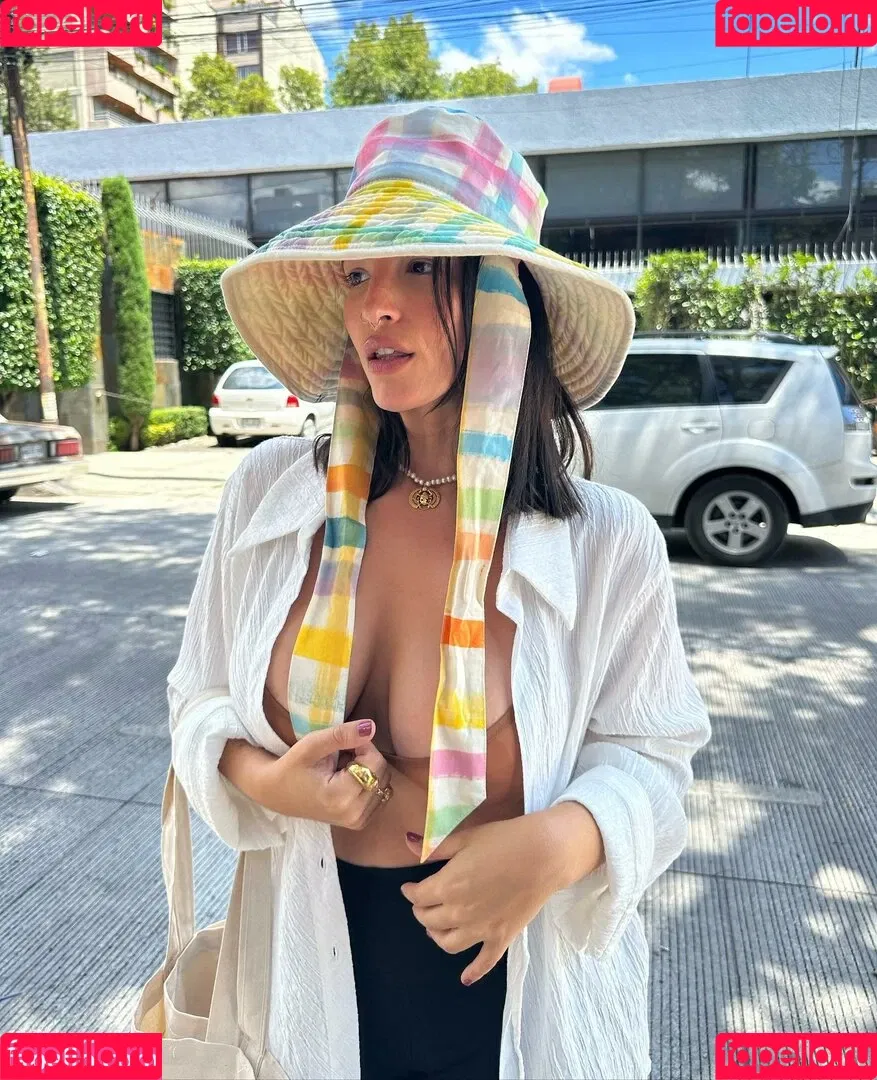 Antonella / Lasirena69 / lasirena69_ Onlyfans Photo Gallery 