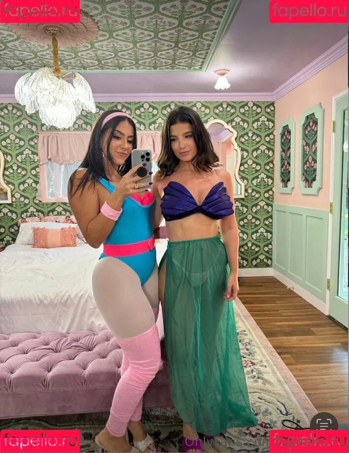 Antonella / Lasirena69 / lasirena69_ Onlyfans Photo Gallery 