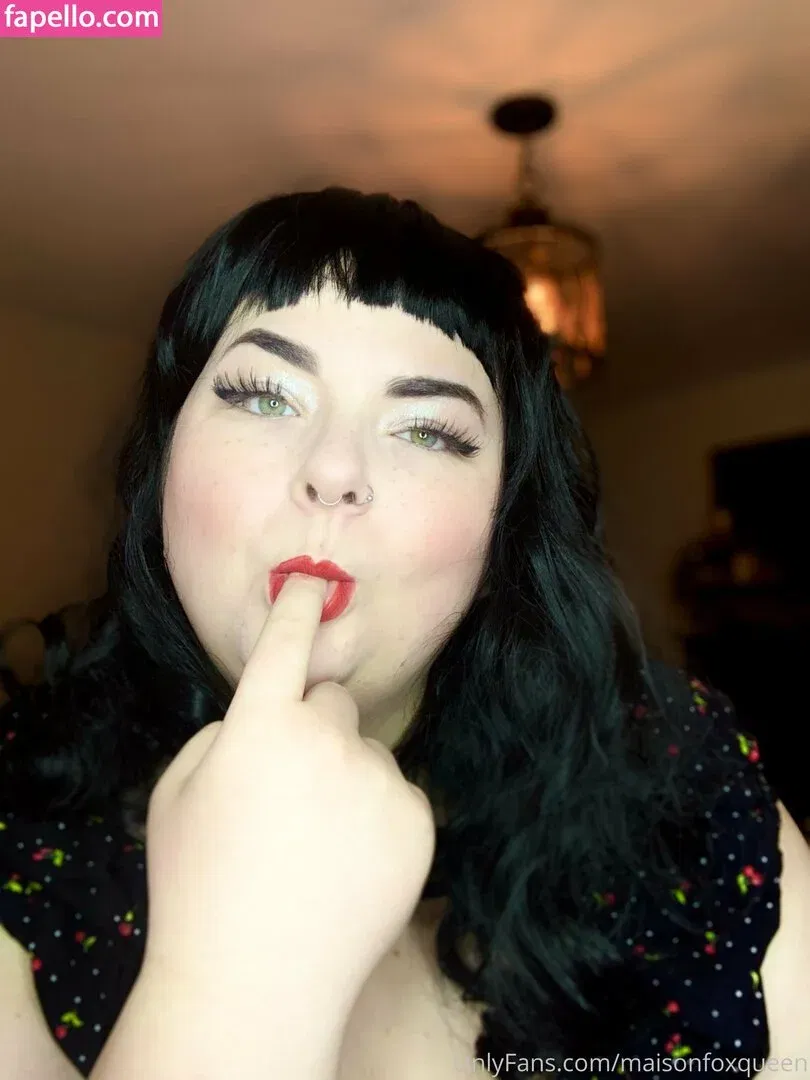 maisonfoxqueen / msmew Onlyfans Photo Gallery 