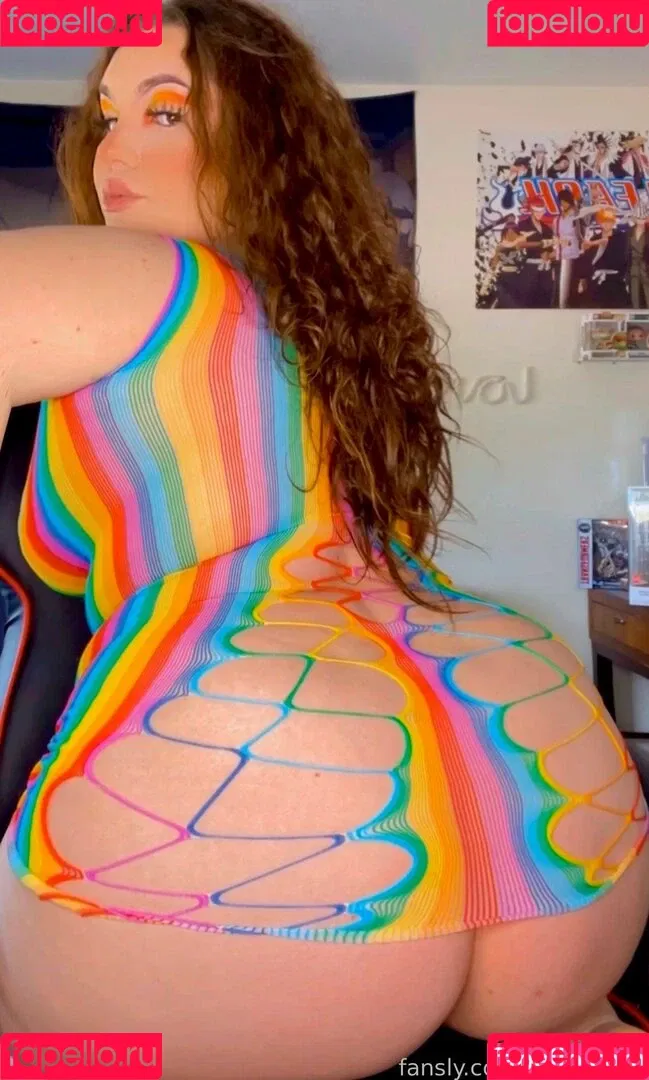 slimthickn / slimthicknslvt Onlyfans Photo Gallery 