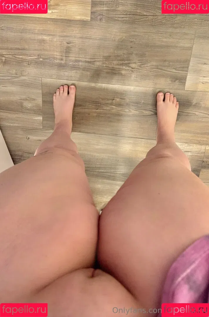 slimthickn / slimthicknslvt Onlyfans Photo Gallery 