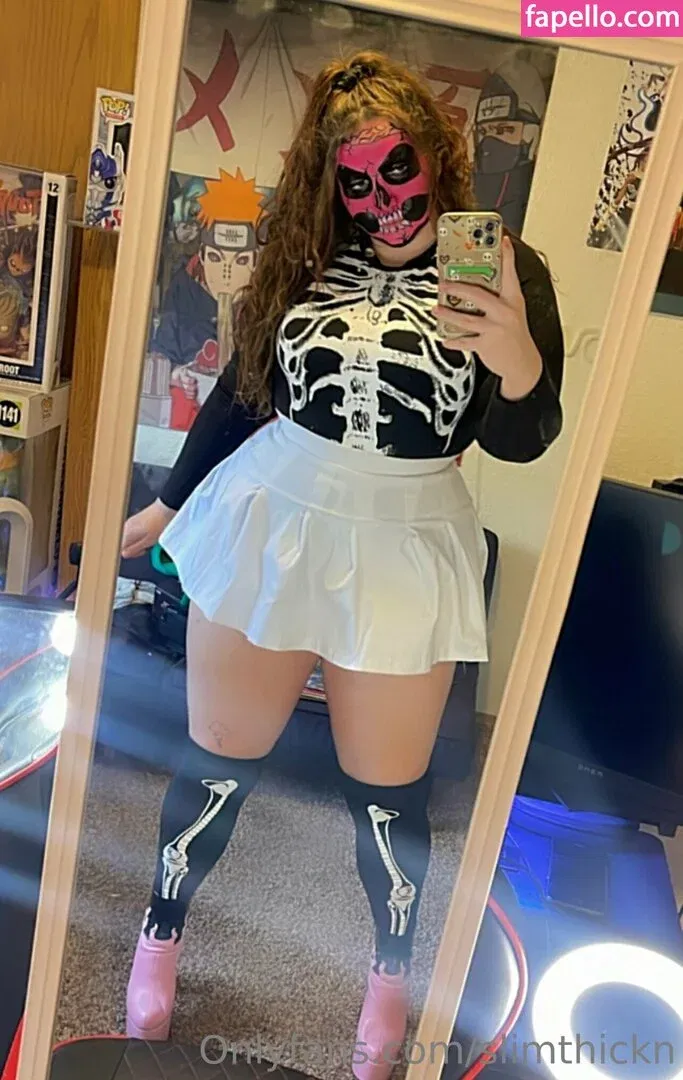 slimthickn / slimthicknslvt Onlyfans Photo Gallery 