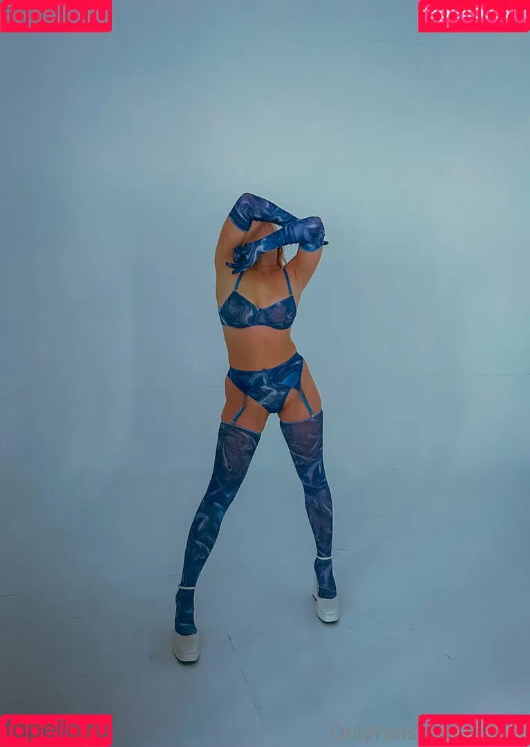 __.afina.___ / afina_ Onlyfans Photo Gallery 