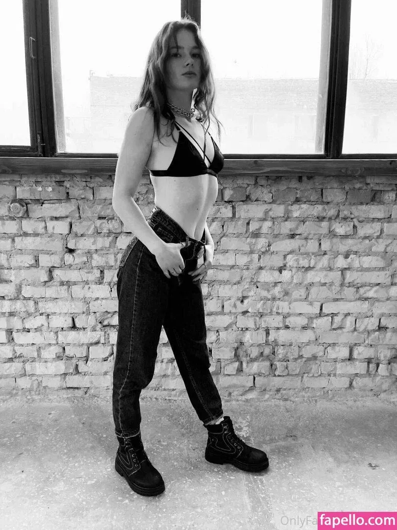 __.afina.___ / afina_ Onlyfans Photo Gallery 