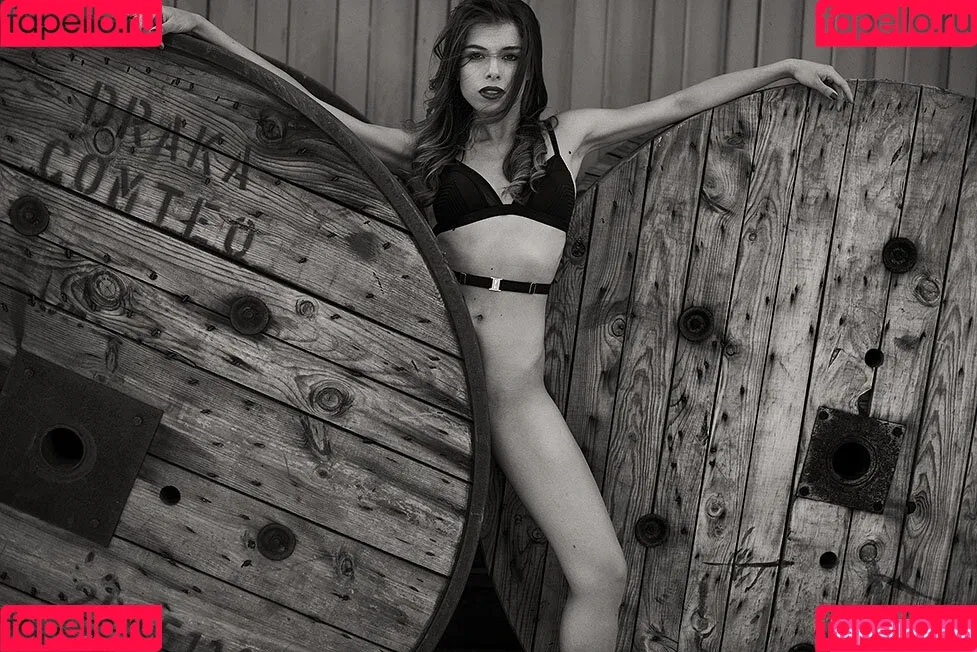 Chiara Bianchino / chiarab_model / chiarabianchino Onlyfans Photo Gallery 