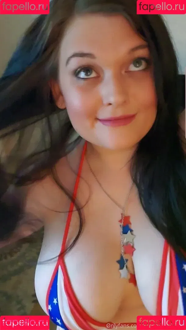 lauraleighxoxo / the.lauraleighxoxo Onlyfans Photo Gallery 