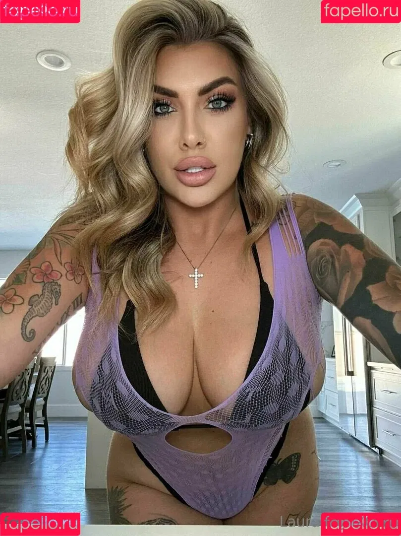 lauraleighxoxo / the.lauraleighxoxo Onlyfans Photo Gallery 