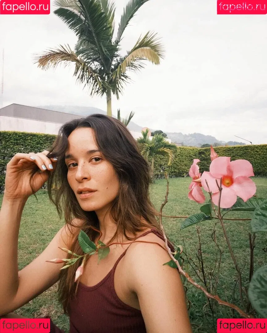 Catalina Garcia / Madameperine / catalinagarc Onlyfans Photo Gallery 