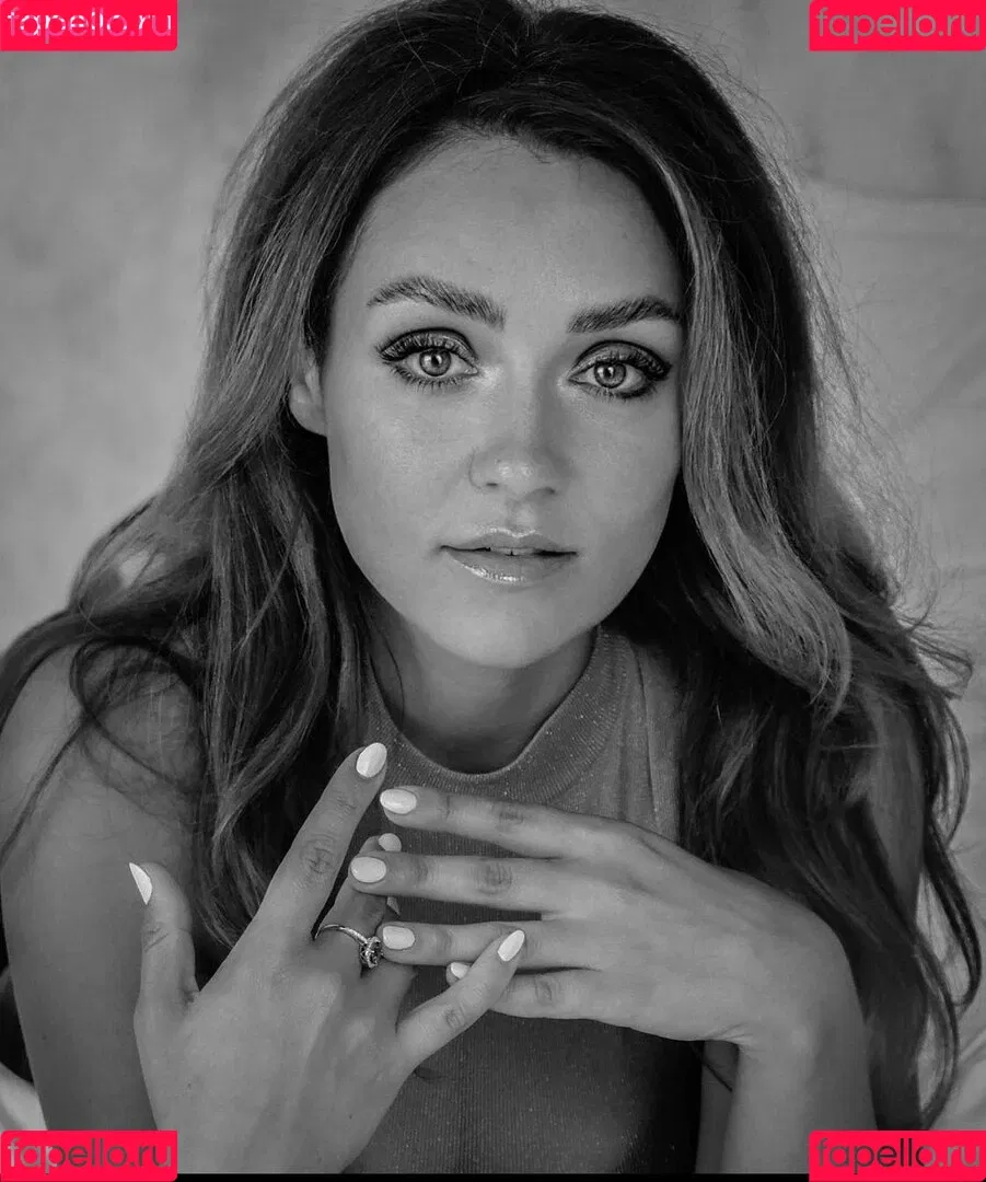 Regina Hixt / reginahixt Onlyfans Photo Gallery 