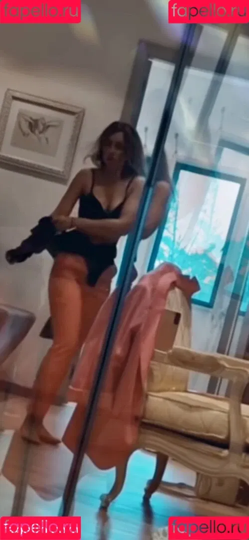 Regina Hixt / reginahixt Onlyfans Photo Gallery 