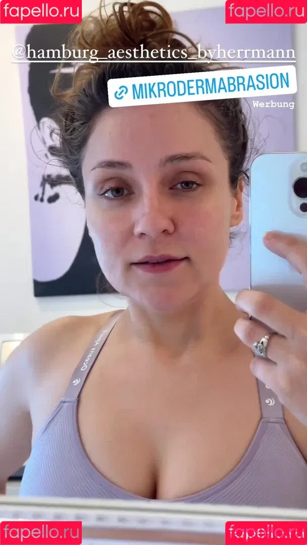Regina Hixt / reginahixt Onlyfans Photo Gallery 