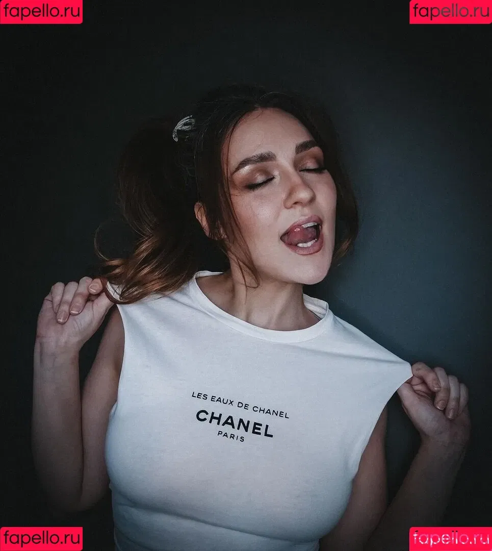 Regina Hixt / reginahixt Onlyfans Photo Gallery 