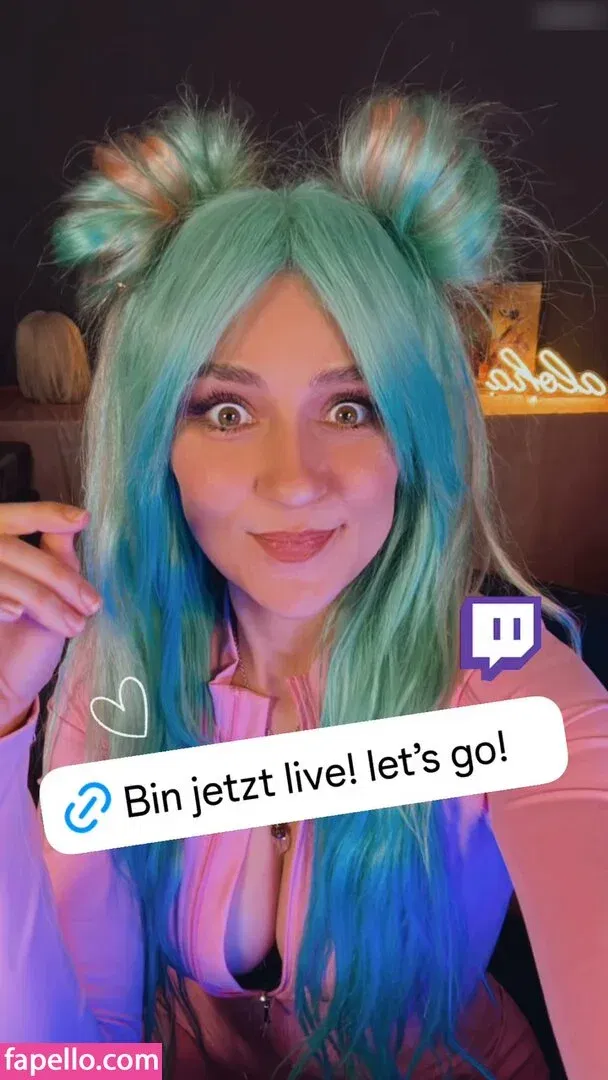 Regina Hixt / reginahixt Onlyfans Photo Gallery 