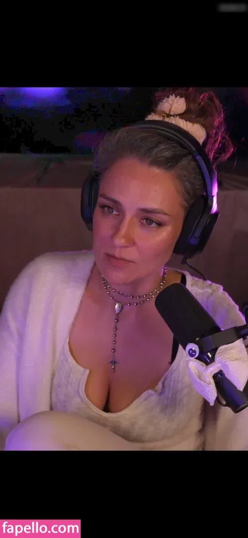 Regina Hixt / reginahixt Onlyfans Photo Gallery 