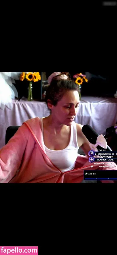 Regina Hixt / reginahixt Onlyfans Photo Gallery 