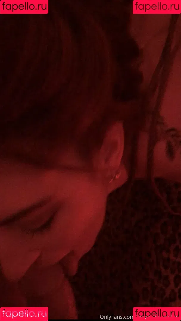 nineinchyaelsfree / teninchyaels Onlyfans Photo Gallery 
