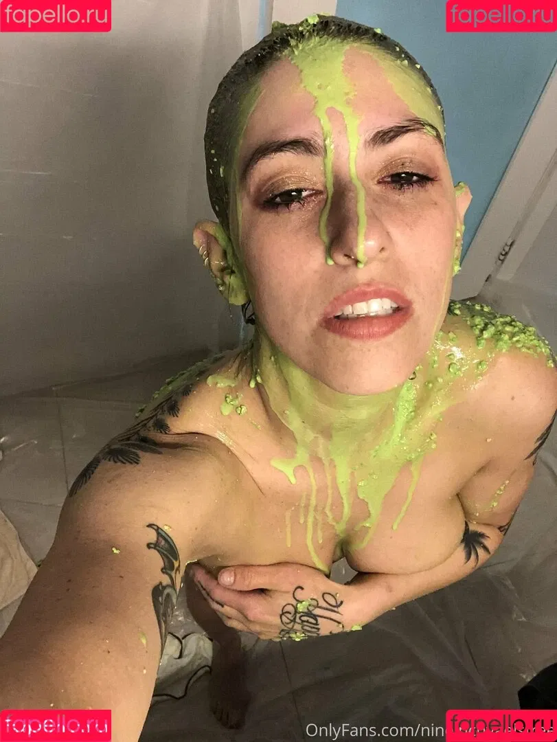 nineinchyaelsfree / teninchyaels Onlyfans Photo Gallery 