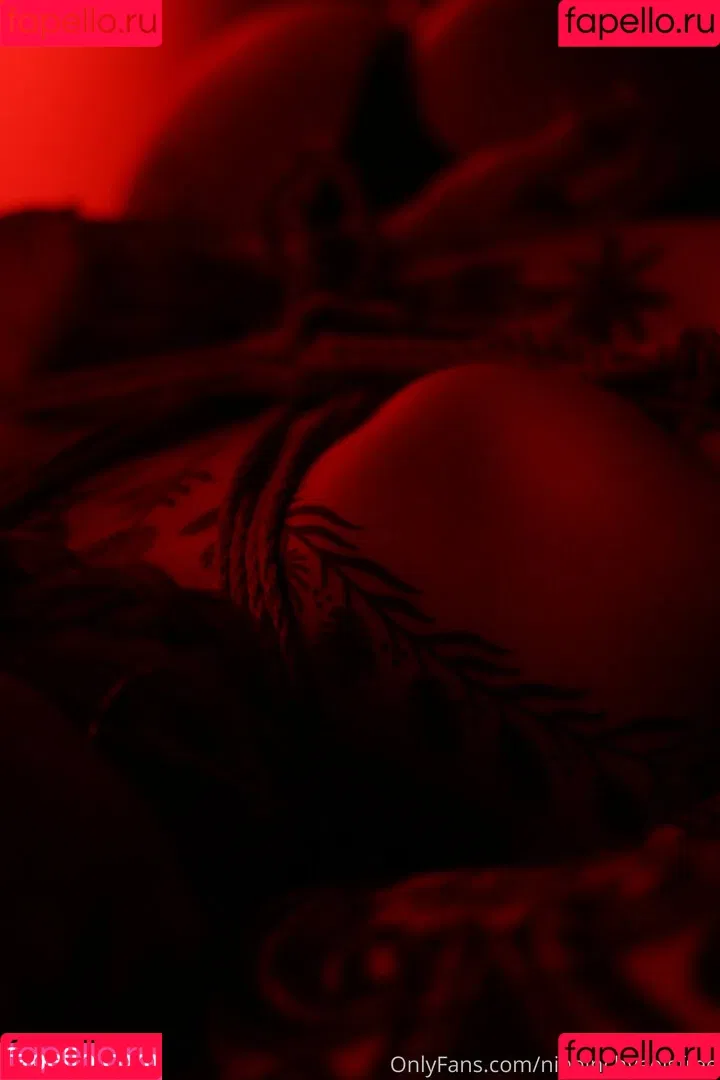 nineinchyaelsfree / teninchyaels Onlyfans Photo Gallery 