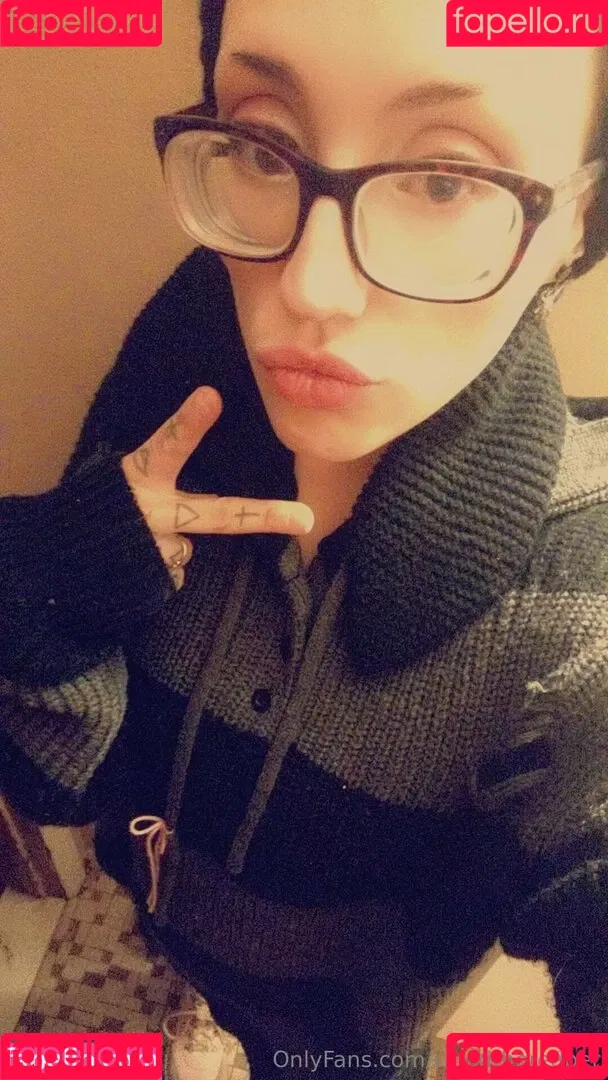 squitteninks / squitteninks.art Onlyfans Photo Gallery 