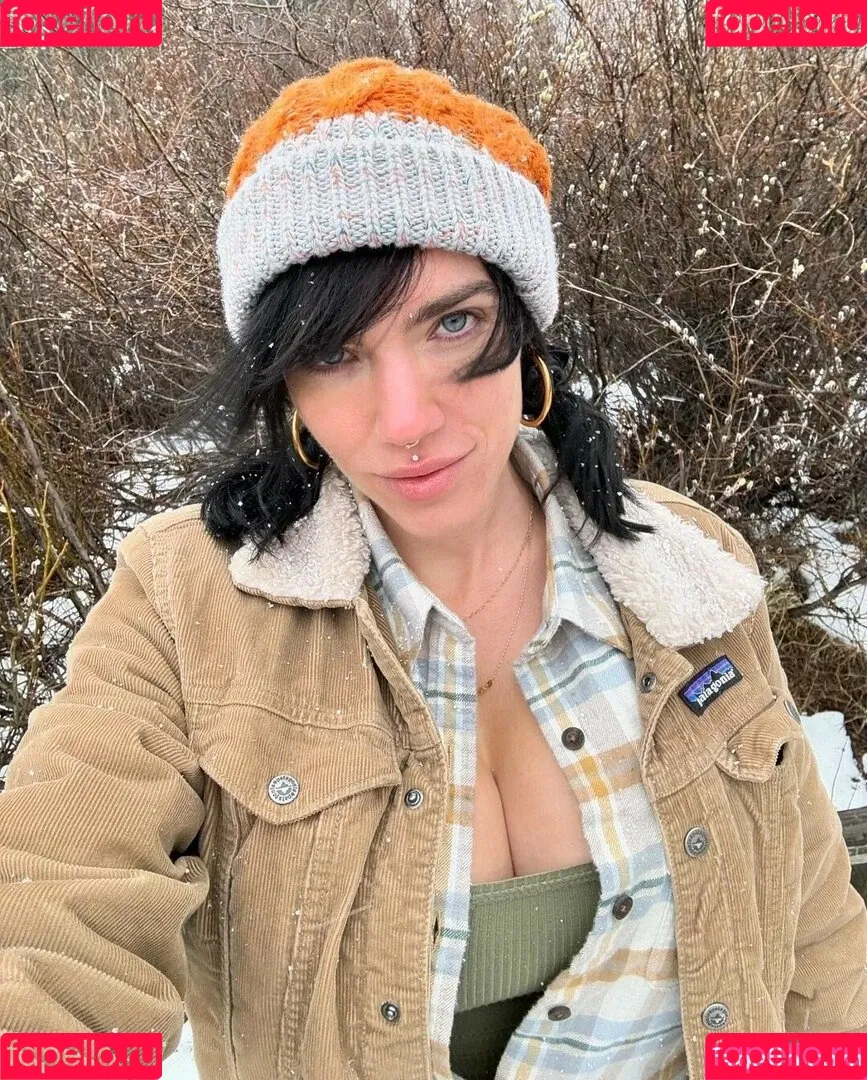 Lizbeth Eden / LizbethEden Onlyfans Photo Gallery 