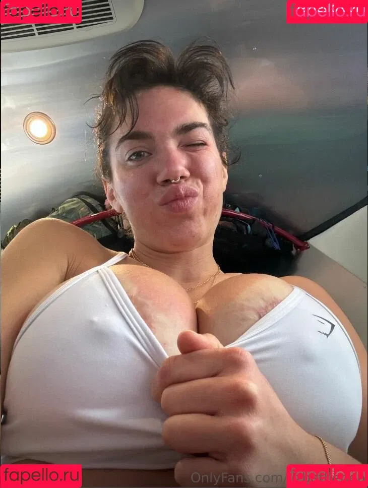 Lizbeth Eden / LizbethEden Onlyfans Photo Gallery 