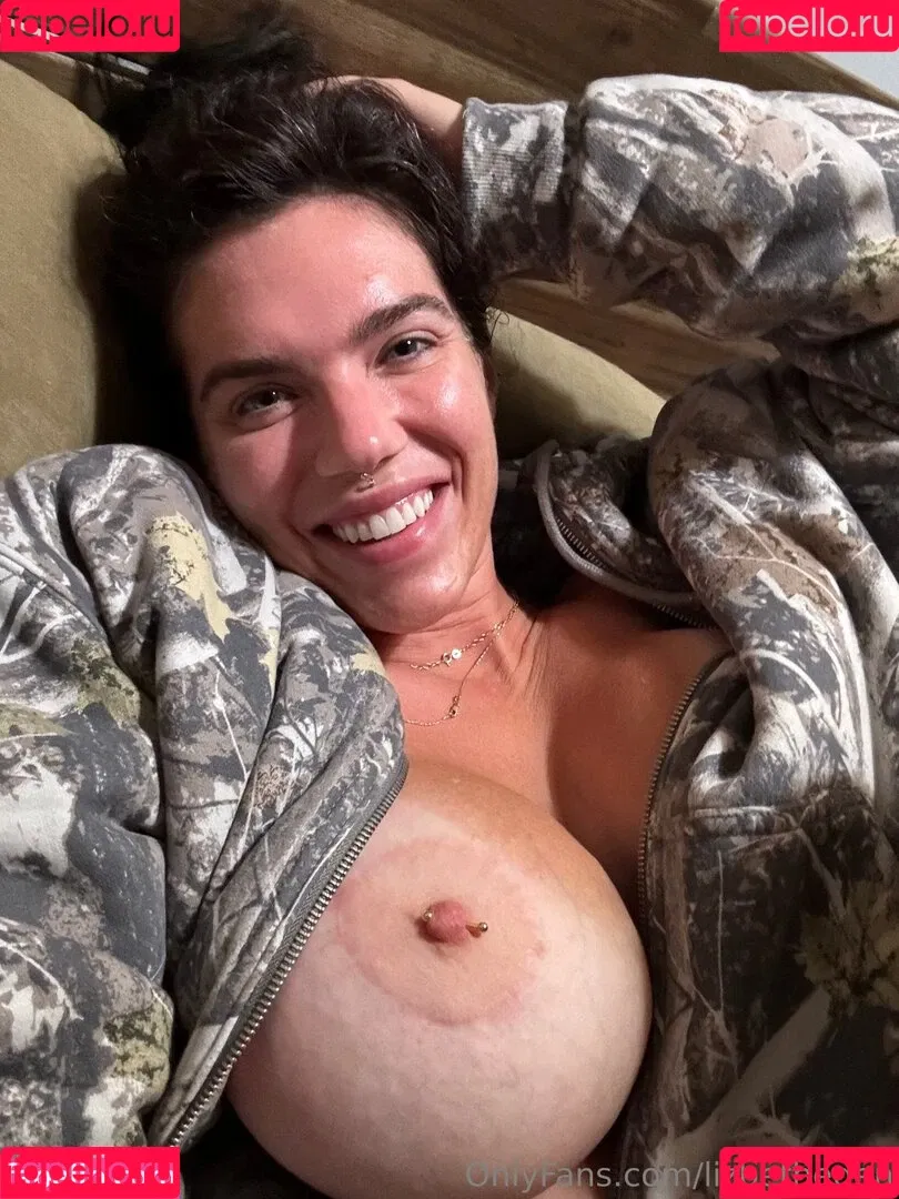 Lizbeth Eden / LizbethEden Onlyfans Photo Gallery 