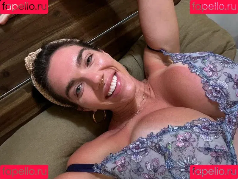 Lizbeth Eden / LizbethEden Onlyfans Photo Gallery 