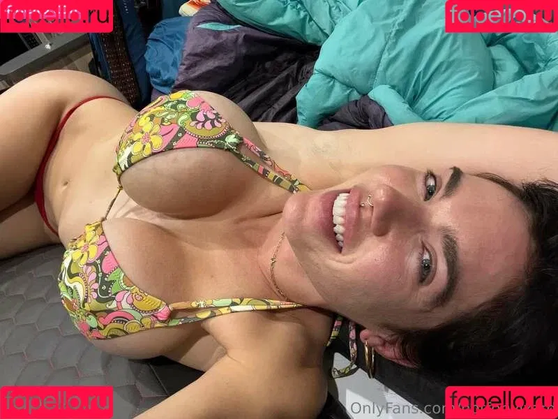 Lizbeth Eden / LizbethEden Onlyfans Photo Gallery 