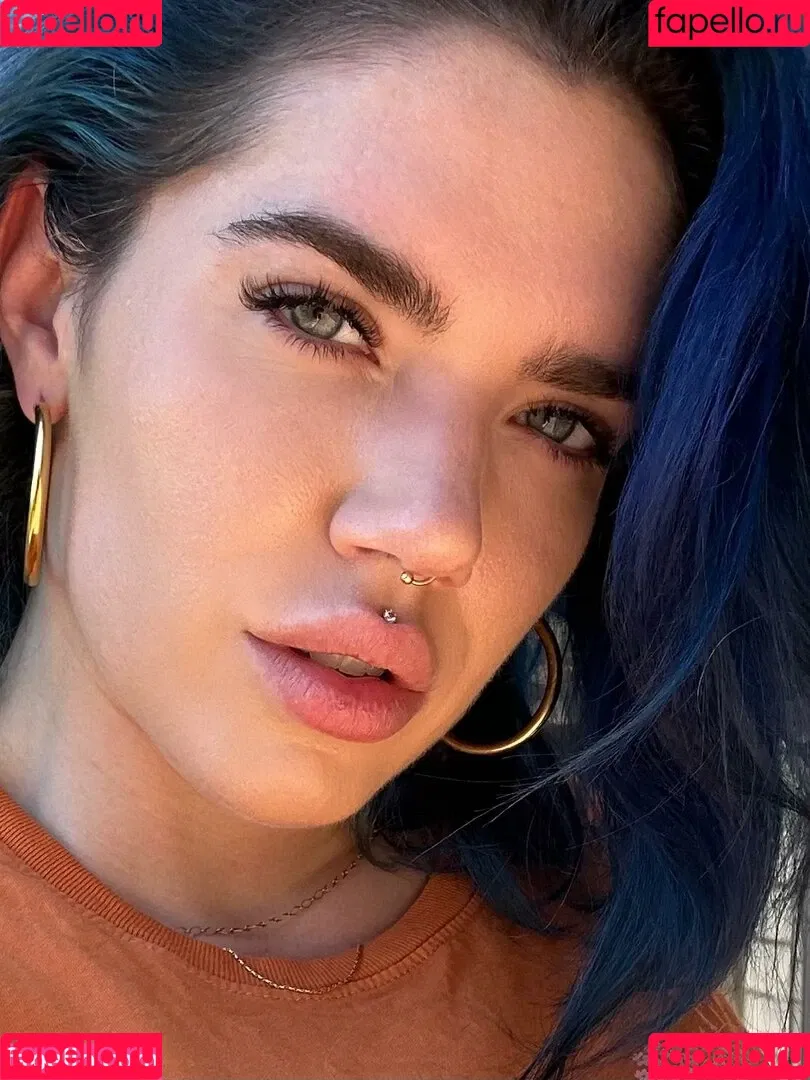 Lizbeth Eden / LizbethEden Onlyfans Photo Gallery 