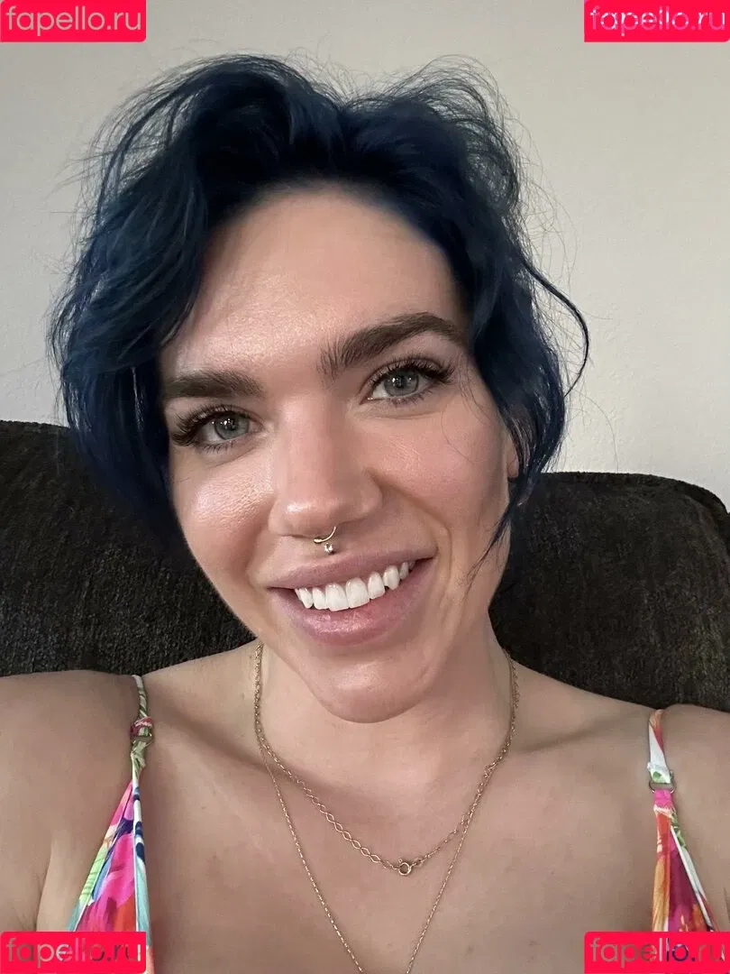 Lizbeth Eden / LizbethEden Onlyfans Photo Gallery 