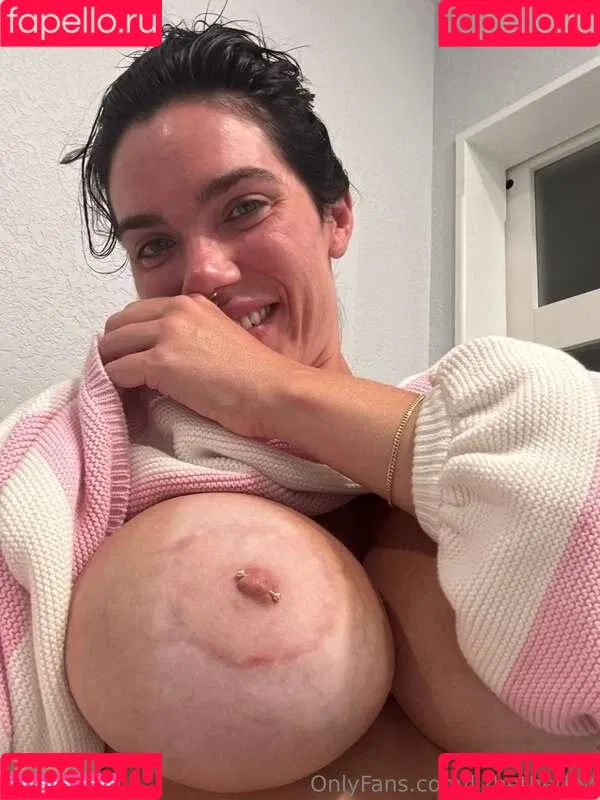 Lizbeth Eden / LizbethEden Onlyfans Photo Gallery 
