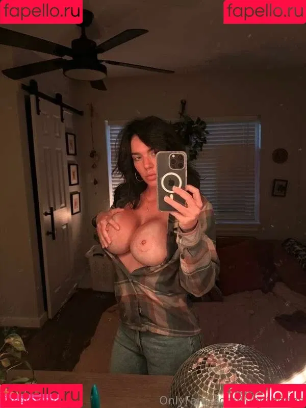 Lizbeth Eden / LizbethEden Onlyfans Photo Gallery 