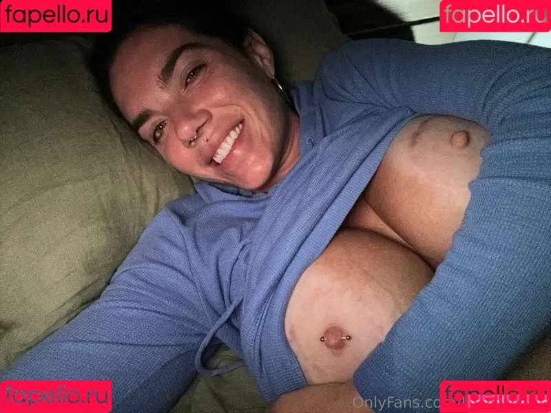 Lizbeth Eden / LizbethEden Onlyfans Photo Gallery 