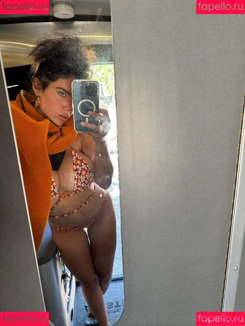 Lizbeth Eden / LizbethEden Onlyfans Photo Gallery 
