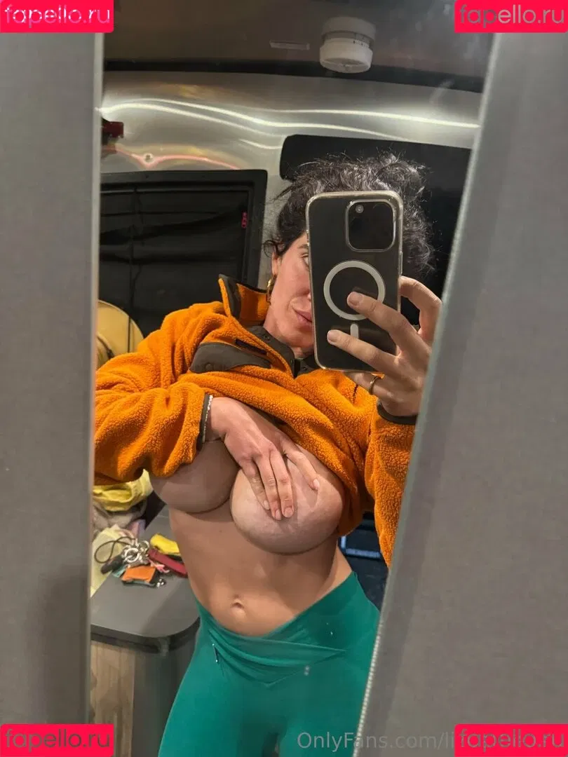 Lizbeth Eden / LizbethEden Onlyfans Photo Gallery 