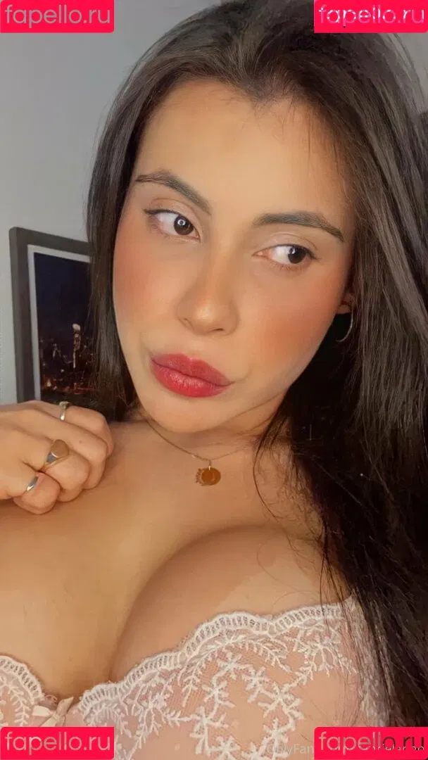 gabriela_rigo / gabrielarigo Onlyfans Photo Gallery 