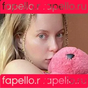 Intrepid-Sundae-8802 / eli_elli_ / elli_elli Onlyfans Photo Gallery 