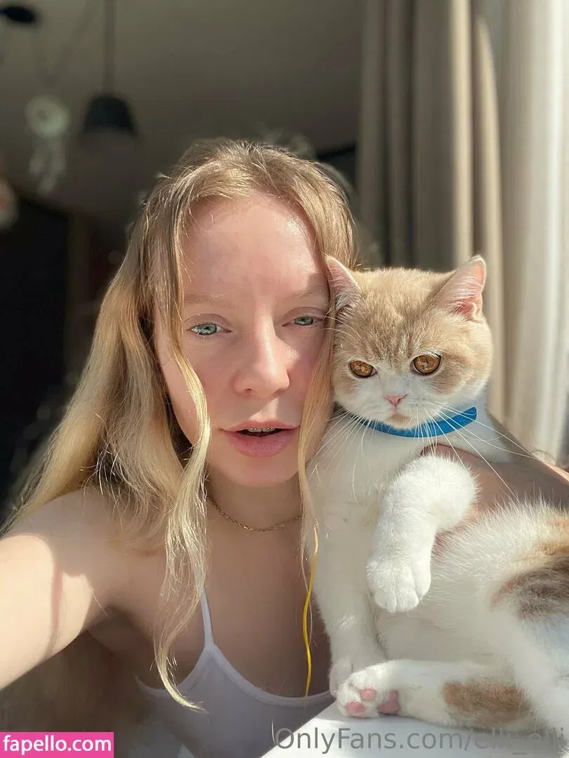 Intrepid-Sundae-8802 / eli_elli_ / elli_elli Onlyfans Photo Gallery 