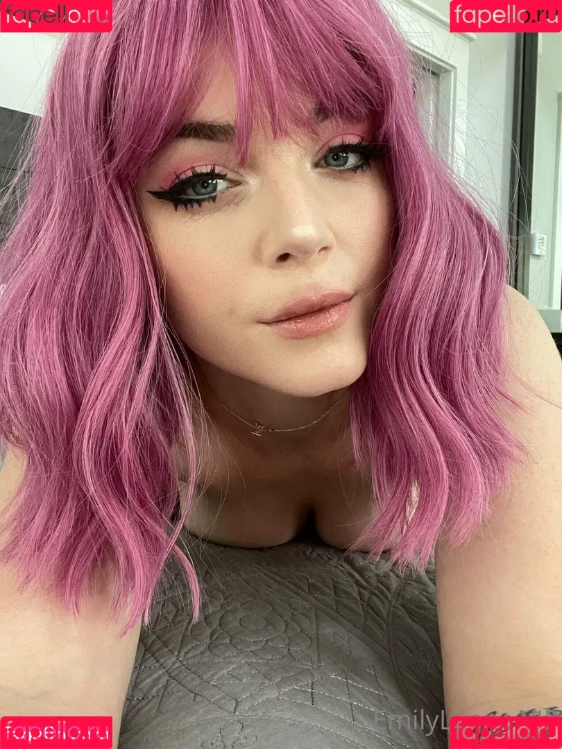 Emily Lynne / MyFreeCams / https: / theemilylynne / themilylynne Onlyfans Photo Gallery 