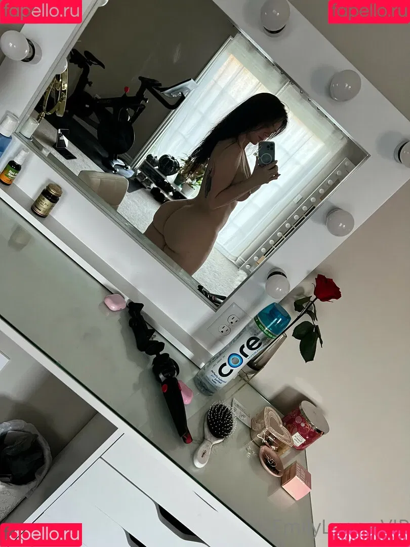Emily Lynne / MyFreeCams / https: / theemilylynne / themilylynne Onlyfans Photo Gallery 