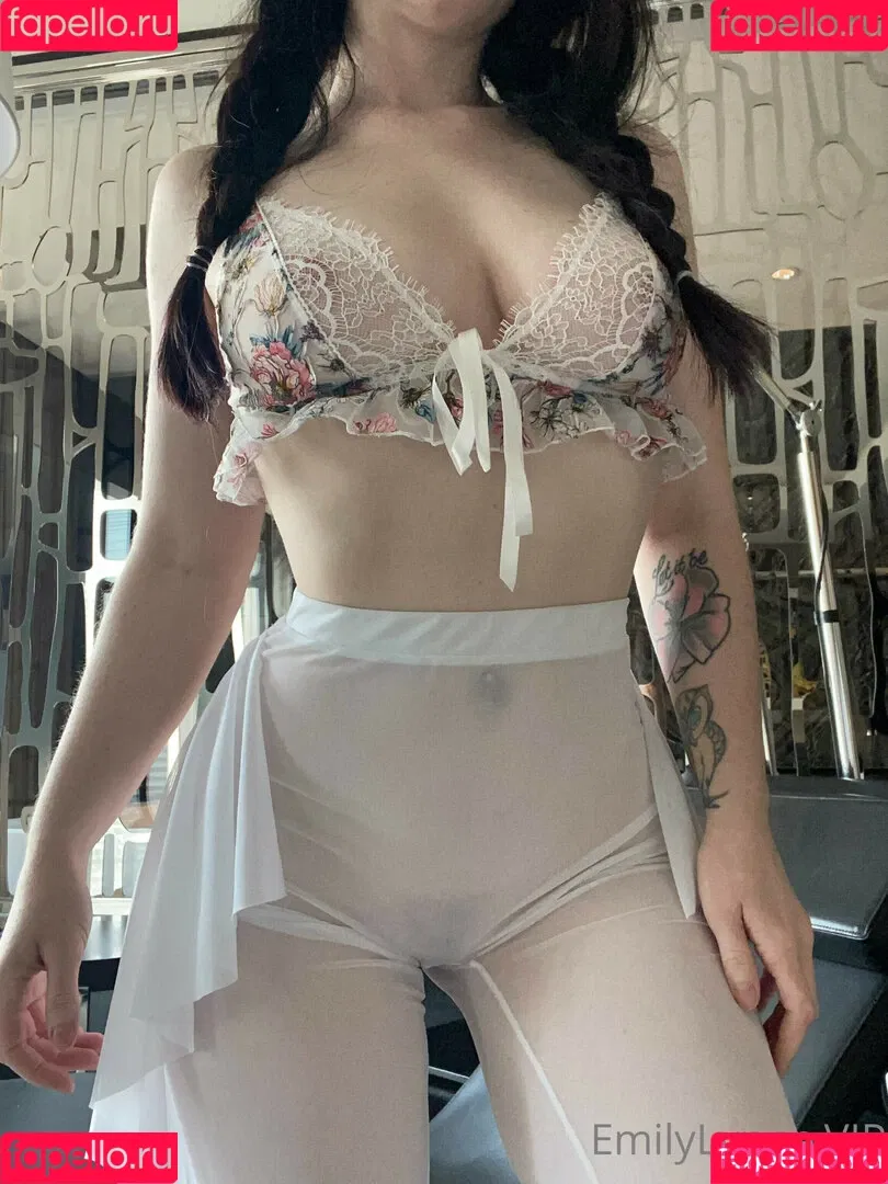 Emily Lynne / MyFreeCams / https: / theemilylynne / themilylynne Onlyfans Photo Gallery 